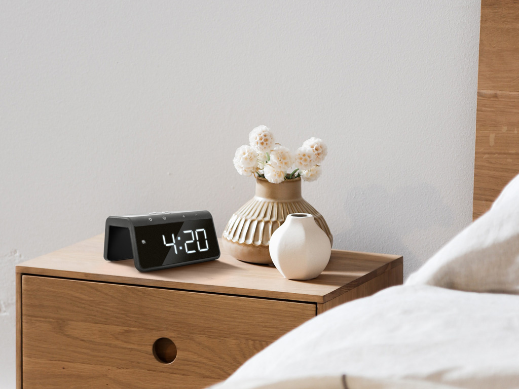 Réveil Numérique avec chargeur sans fil - Double Réveil - Veilleuse et Lumière de Réveil (HCG019QI-BA) – Image 2