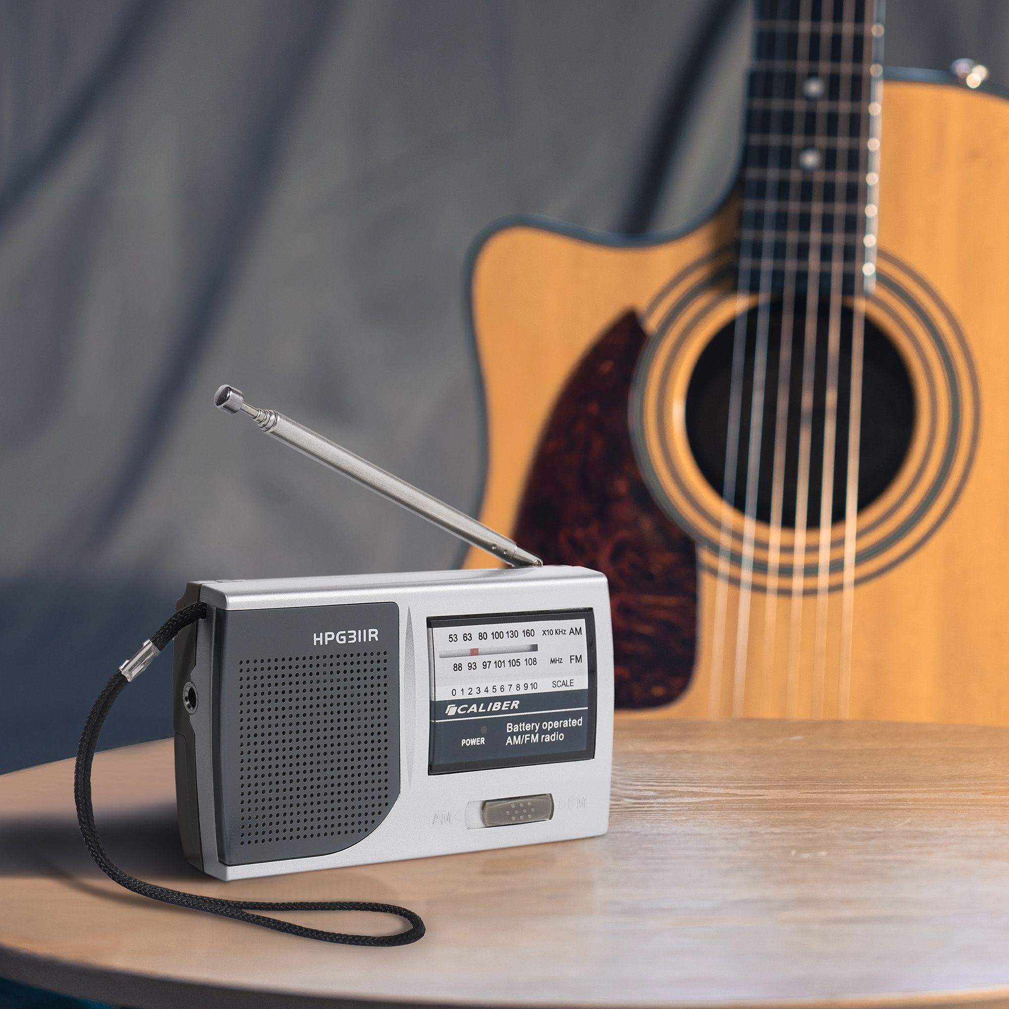 Draagbare Radio Op Batterijen - Zakformaat Miniradio - AM/FM Radio met Koptelefoonaansluiting (HPG311R) - Afbeelding 4